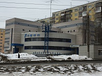 Входная группа Радио, магазин на Петрова.  Петрова,  34а
