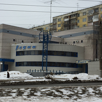 Входная группа Радио, магазин на Петрова. 